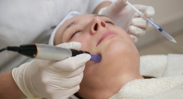 Consultation & Skin Analysis